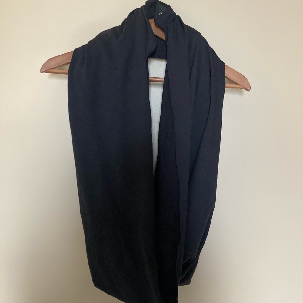 Lululemon Scarf
